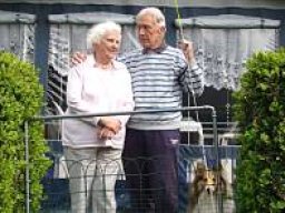 2e1ax_greenie_frontpage_bartholet_1